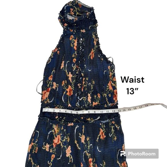 We Are Kindred Adele Jumpsuit Navy pleated chiffon floral print halter neck US 4 - Picture 10 of 14